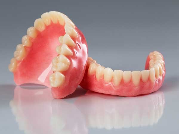 Dentures in Pitampura